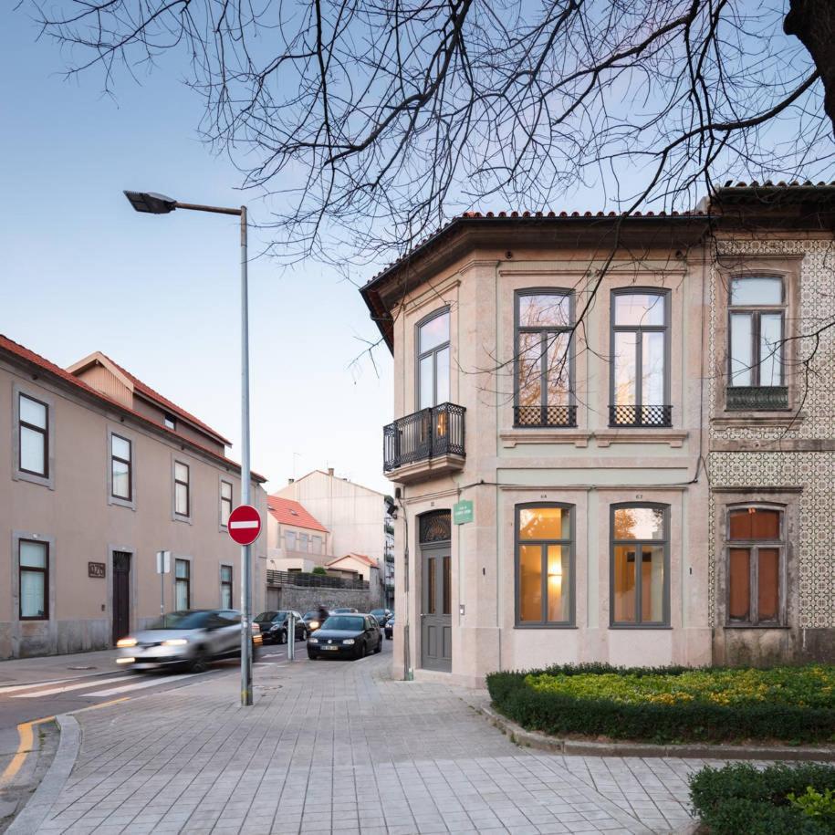 Apartment With Private Garden Porto Eksteriør bilde