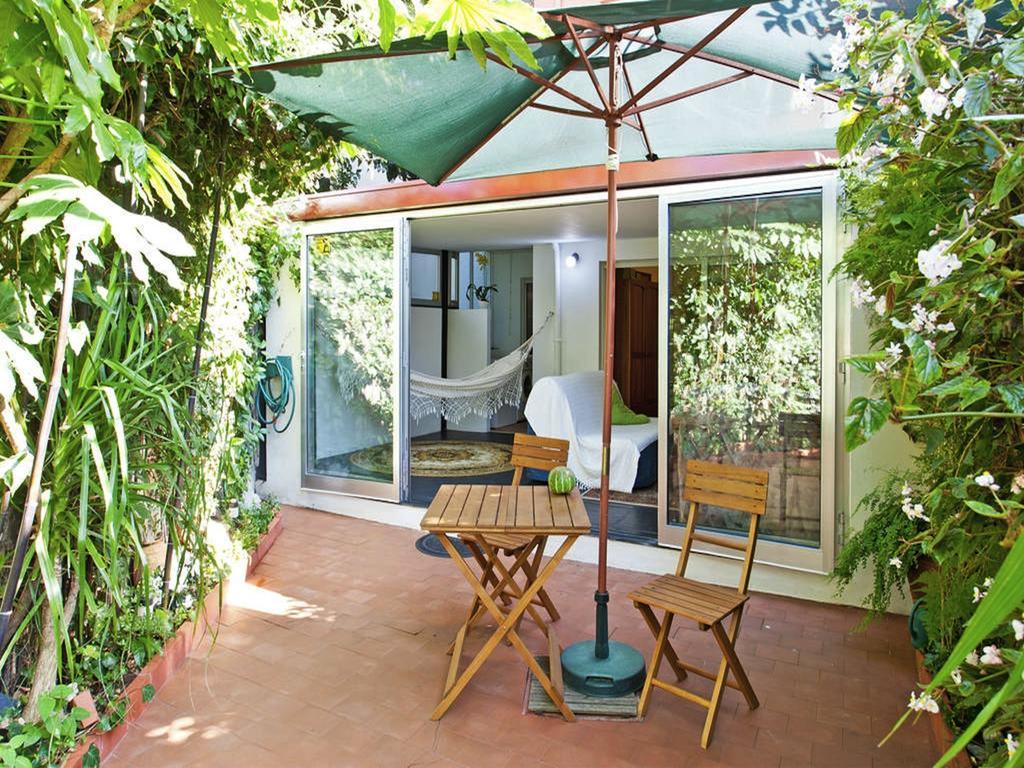 Apartment With Private Garden Porto Eksteriør bilde